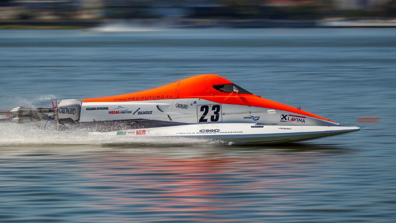 strengths and weaknesses 3 speedboat